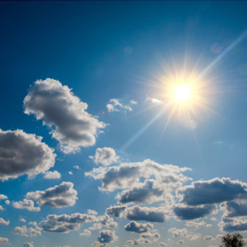 How to Make a Homemade Solar Oven Out of Cardboard and Aluminum Foil